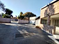  of property in Glenmarais (Glen Marais)