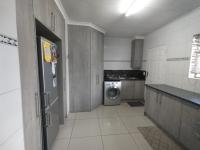  of property in Glen Marais