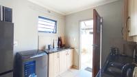 Kitchen - 6 square meters of property in Andeon