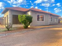 3 Bedroom 2 Bathroom Freehold Residence for Sale for sale in Kuruman