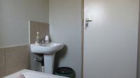 Bathroom 1 - 5 square meters of property in Watervalspruit