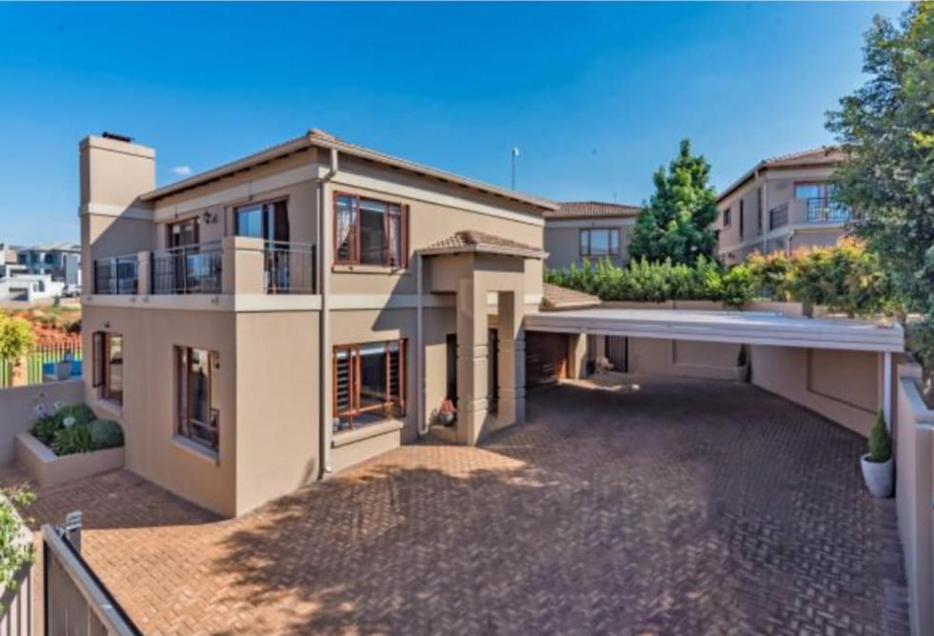 Front View of property in Chancliff Ridge