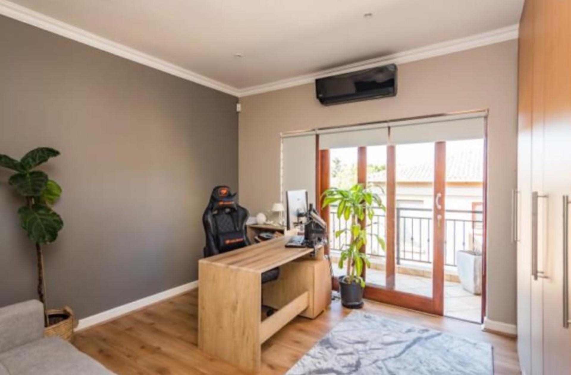 Bed Room 4 of property in Chancliff Ridge