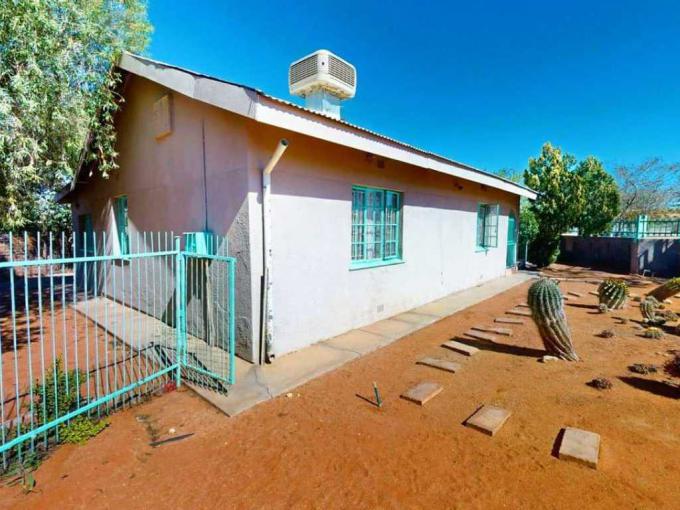 3 Bedroom House for Sale For Sale in Upington - MR603957