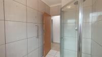 Bathroom 1 - 6 square meters of property in Vanderbijlpark