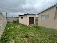 Garden of property in Phakamisa