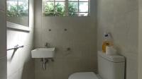 Guest Toilet - 2 square meters of property in Greymont