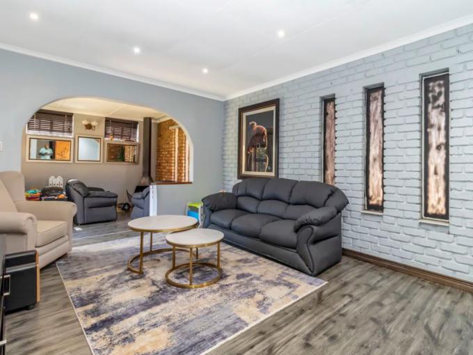 Houses For Sale in Radiokop - MyRoof.co.za