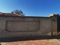 Front View of property in Payneville