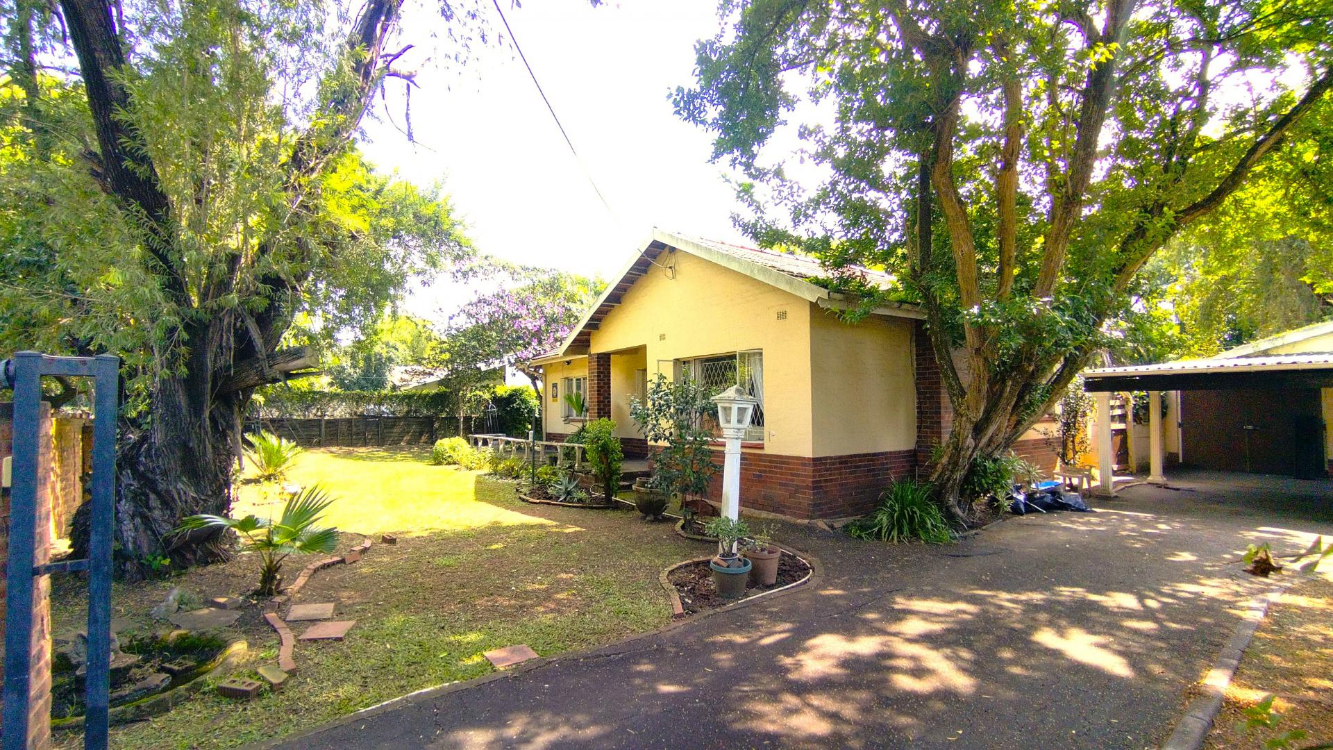 Front View of property in Pelham