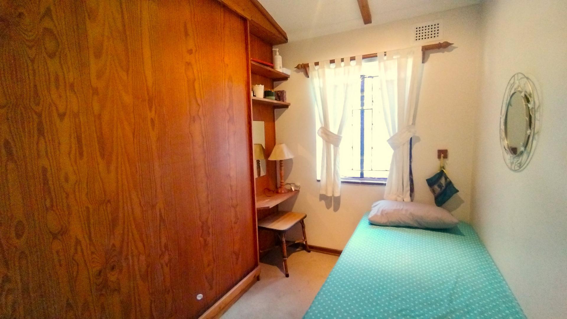 Bed Room 2 - 7 square meters of property in Pelham