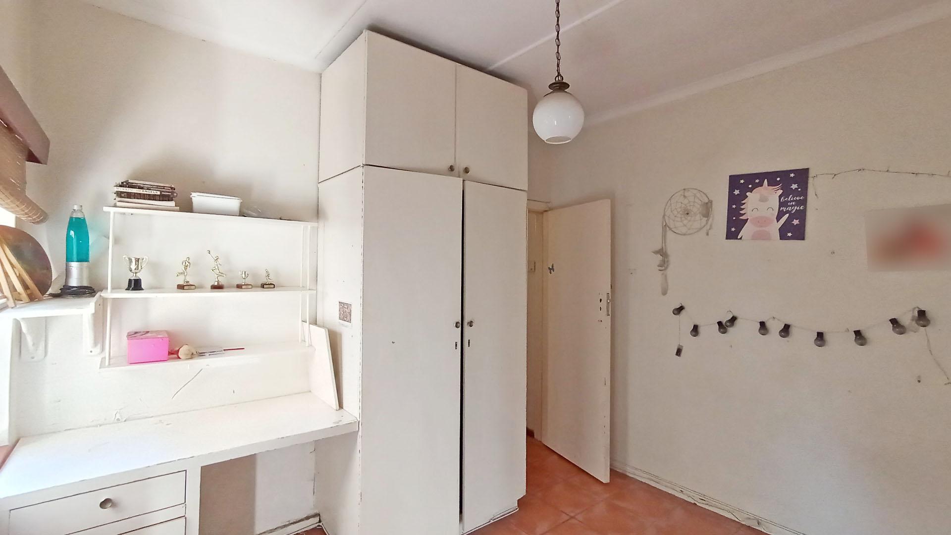 Spaces - 16 square meters of property in Pelham