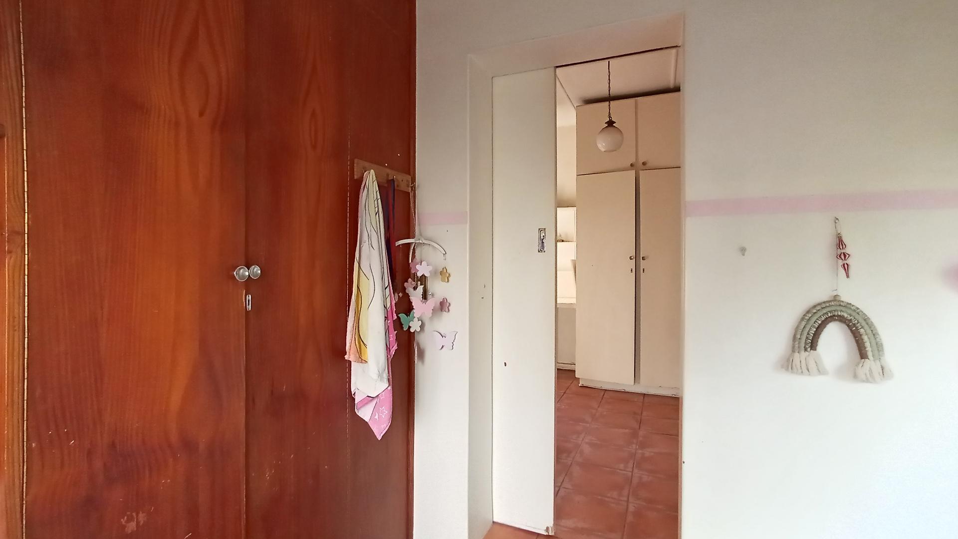 Bed Room 1 - 19 square meters of property in Pelham