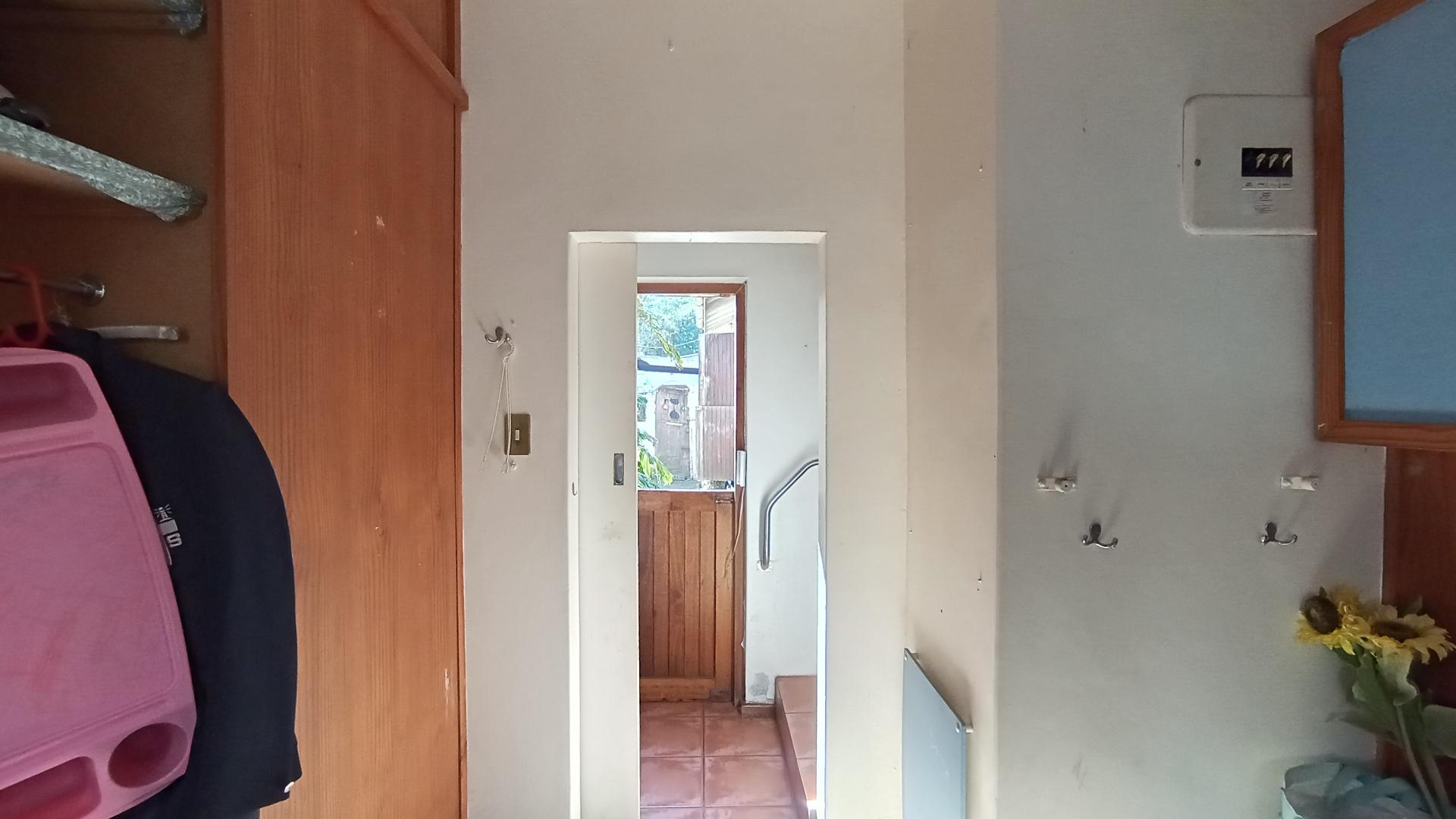 Study - 8 square meters of property in Pelham