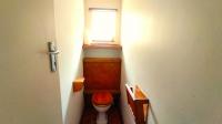 Bathroom 1 of property in Pelham