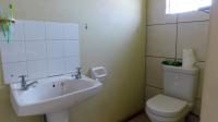 Main Bathroom - 4 square meters of property in Edendale-KZN