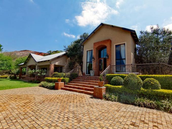 Guest House for Sale For Sale in Rustenburg - MR605095
