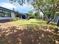 6 Bedroom 4 Bathroom House for Sale for sale in Uvongo