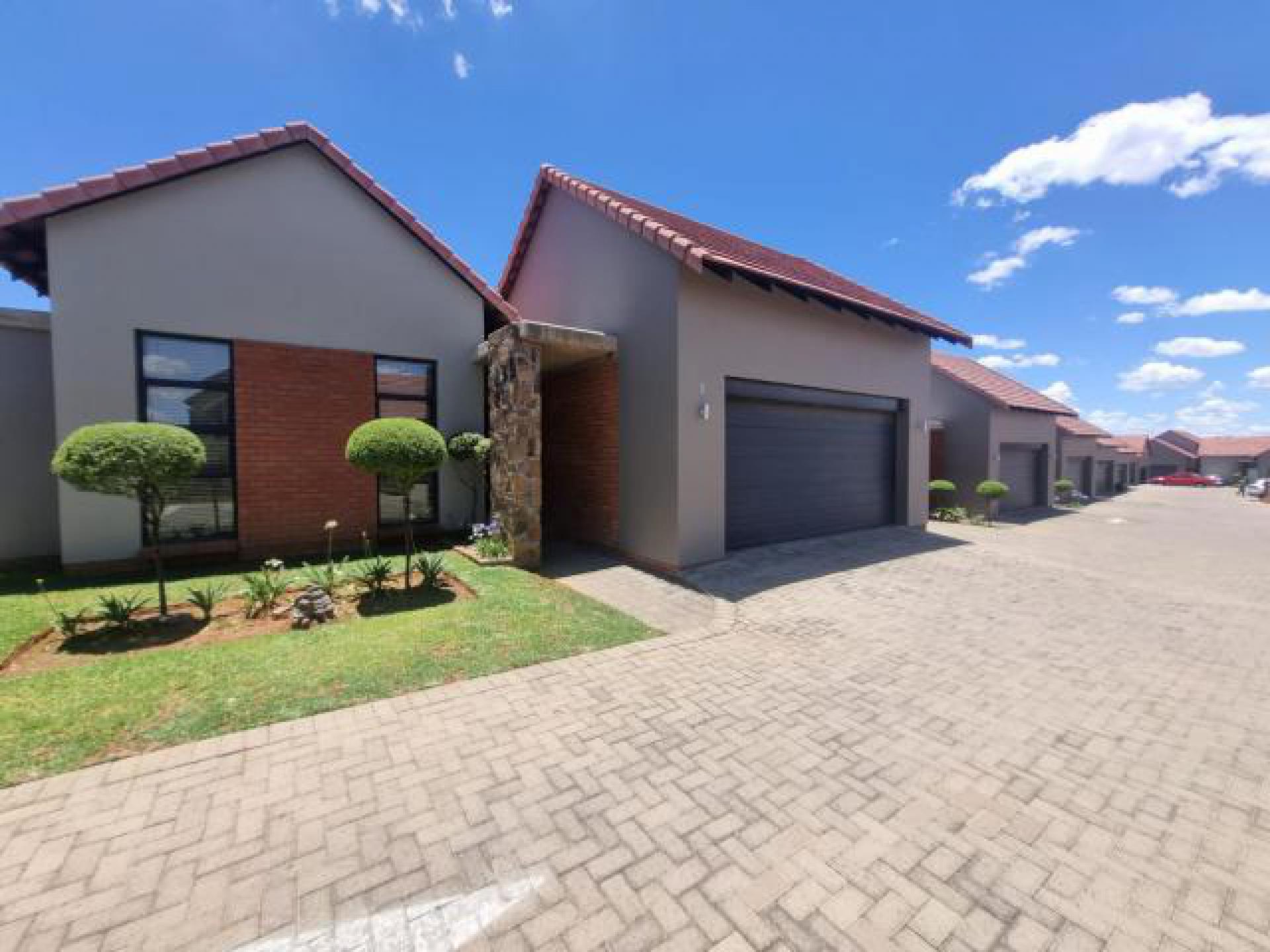 Front View of property in Bloemfontein