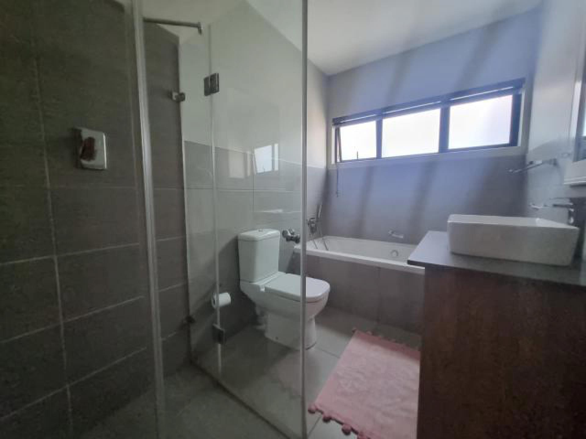 Bathroom 1 of property in Bloemfontein