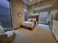 Bed Room 1 of property in Bloemfontein