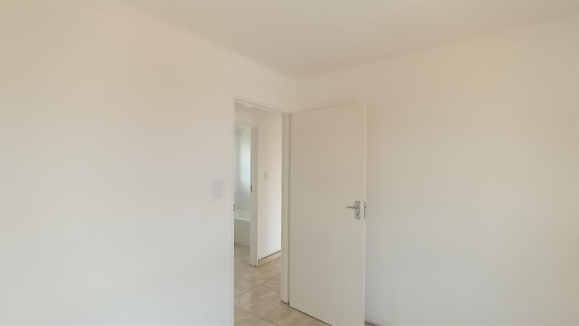 Bed Room 2 - 12 square meters of property in Savanna City