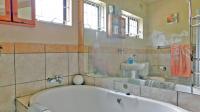 Bathroom 1 - 6 square meters of property in Farningham Ridge