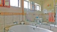 Bathroom 1 - 6 square meters of property in Farningham Ridge