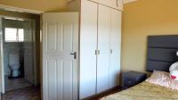 Bed Room 1 - 12 square meters of property in Bisley