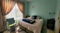 Bed Room 1 of property in Parkrand