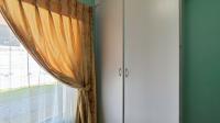 Bed Room 1 of property in Parkrand