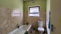 Bathroom 1 of property in Parkrand