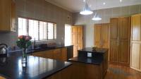 Kitchen - 32 square meters of property in Athlone Park
