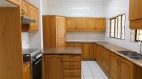 Kitchen - 32 square meters of property in Athlone Park