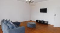 Lounges - 39 square meters of property in Athlone Park