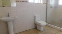 Bathroom 2 - 7 square meters of property in Athlone Park