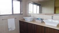 Main Bathroom of property in Athlone Park