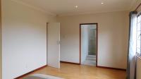 Bed Room 5+ - 50 square meters of property in Athlone Park