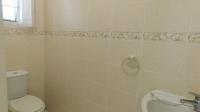Bathroom 3+ - 25 square meters of property in Athlone Park