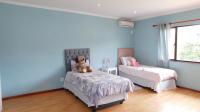 Bed Room 5+ - 50 square meters of property in Athlone Park
