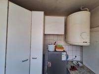  of property in Sunnyside
