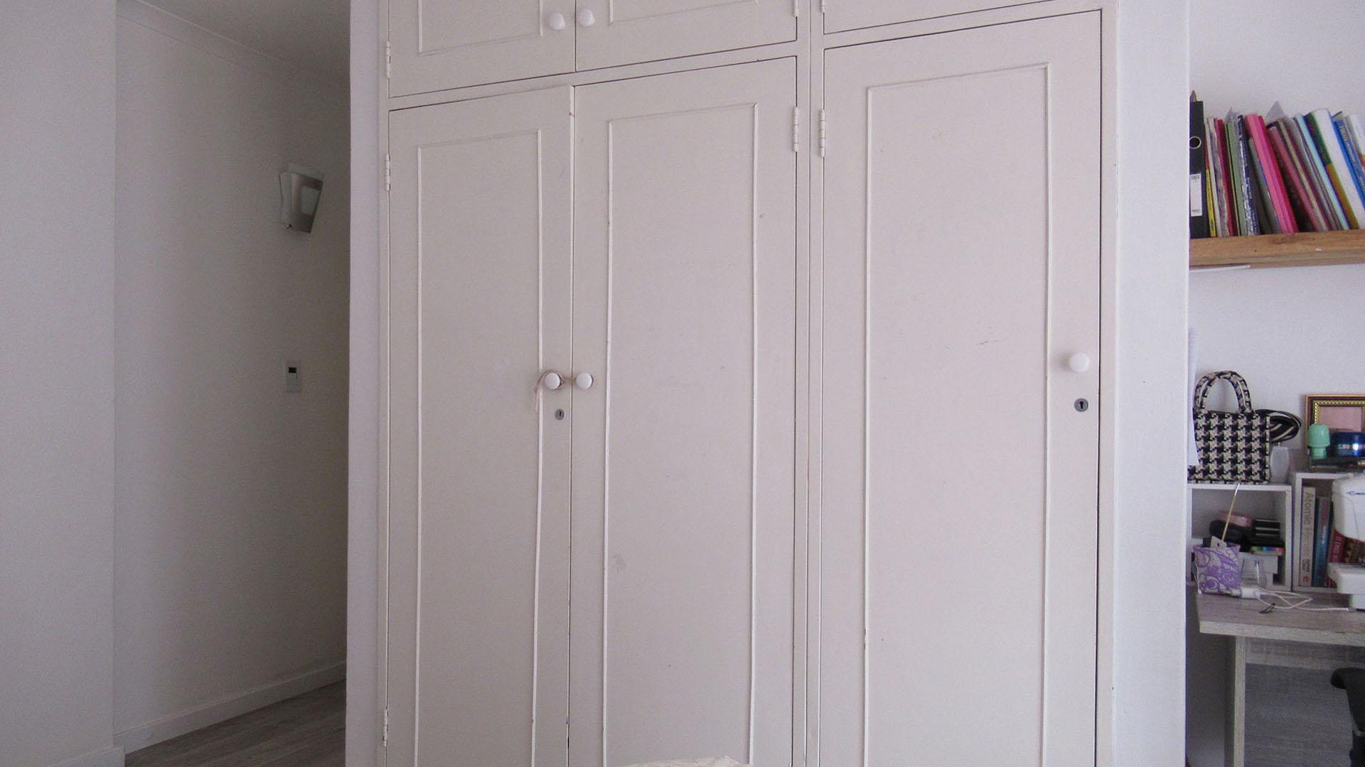 Bed Room 2 - 18 square meters of property in Kloofendal