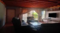 Lounges - 25 square meters of property in Kempton Park