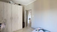 Main Bedroom - 11 square meters of property in Rooihuiskraal North