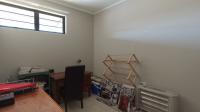 Bed Room 1 - 10 square meters of property in Rooihuiskraal North