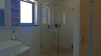 Bathroom 1 - 8 square meters of property in Summerset