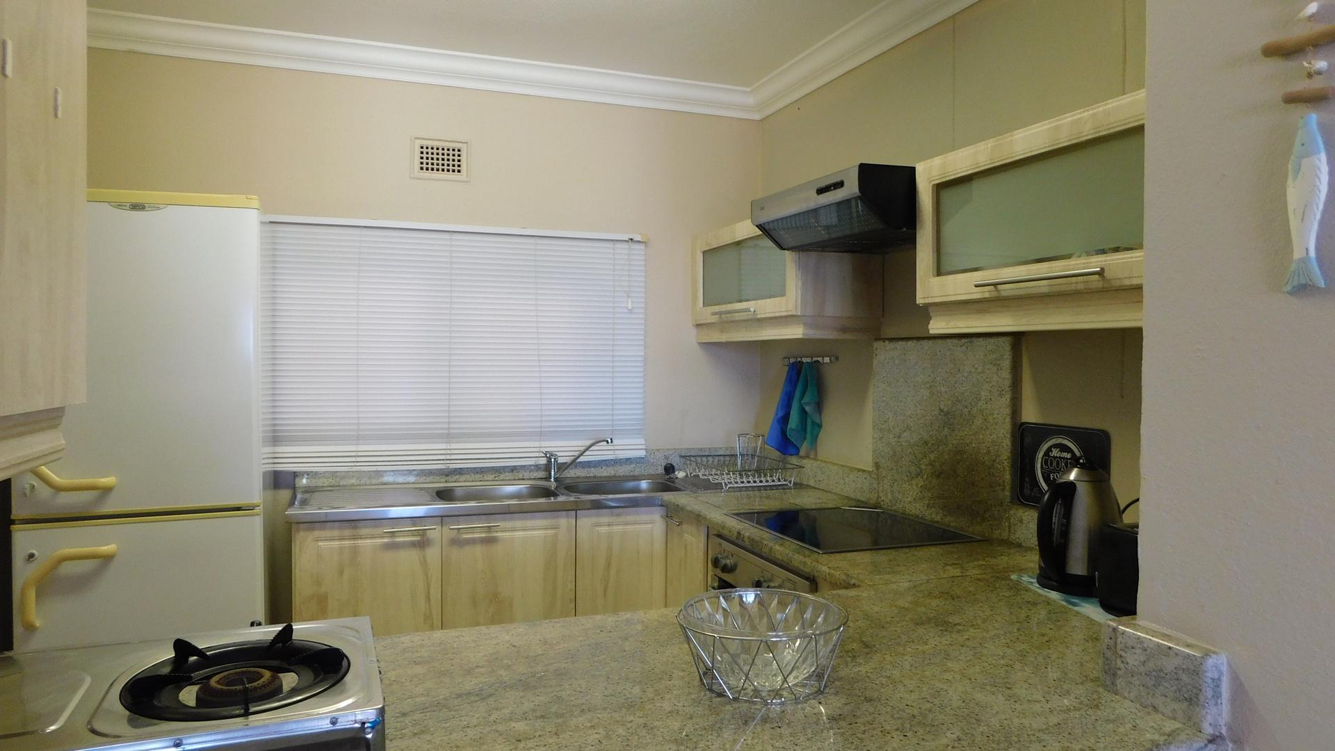 Kitchen - 8 square meters of property in Margate