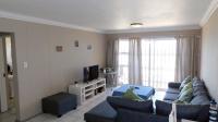 Lounges - 25 square meters of property in Margate