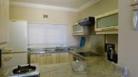 Kitchen - 8 square meters of property in Margate