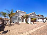Front View of property in Kungwini Country Estate